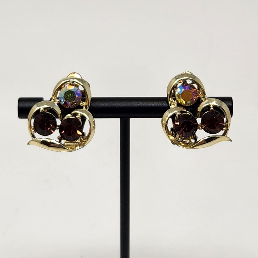 Pakula Cluster Brown Aurora Borealis Crystal Clip On Earrings Gold Tone Vintage